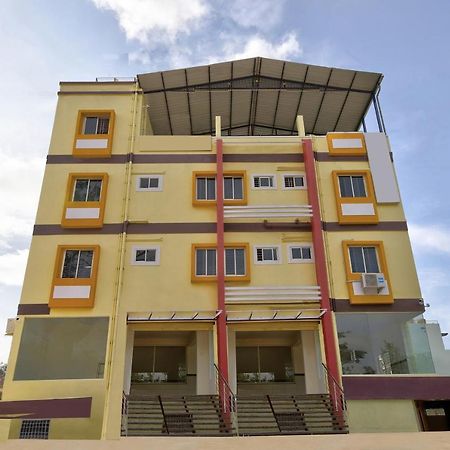 Oyo 39837 Sri Anjaneya Residency Hotel Shimoga Esterno foto
