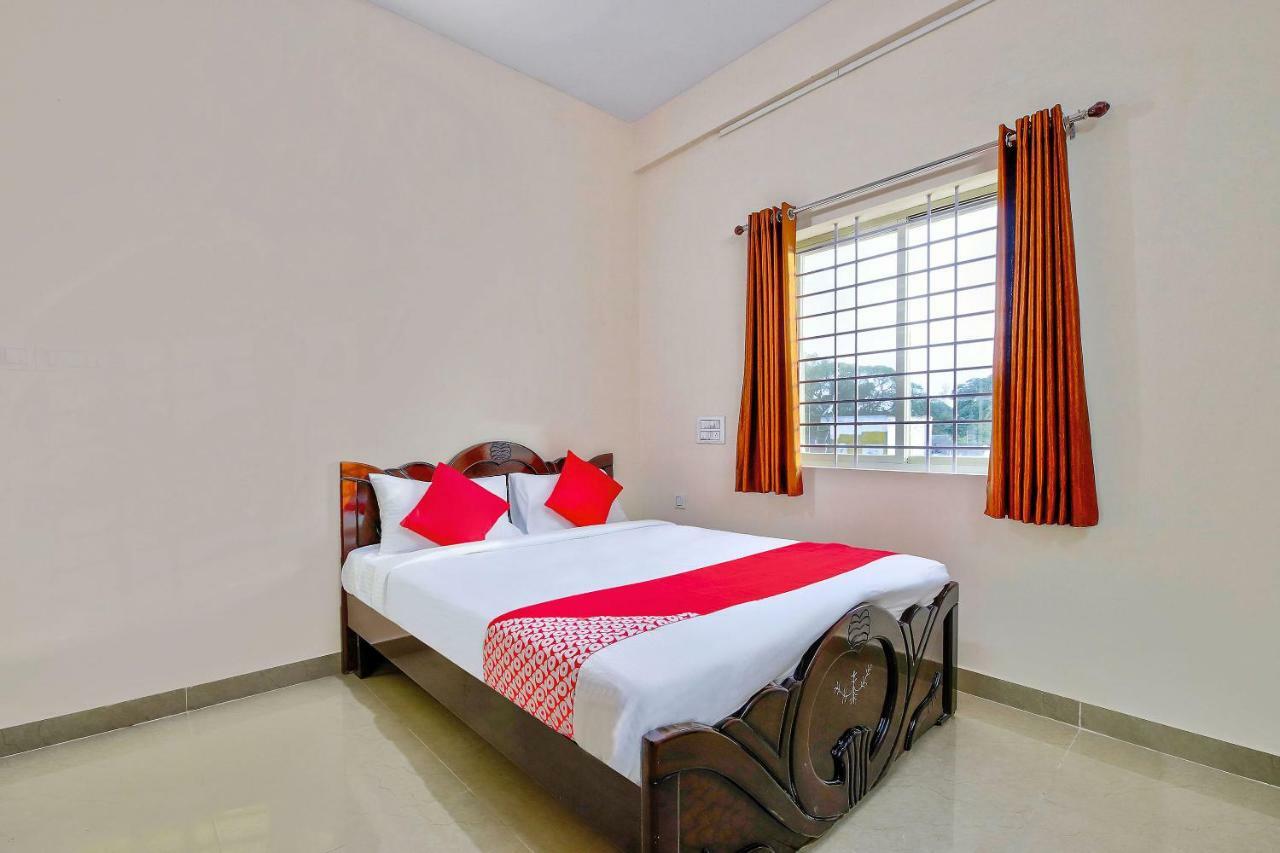 Oyo 39837 Sri Anjaneya Residency Hotel Shimoga Esterno foto